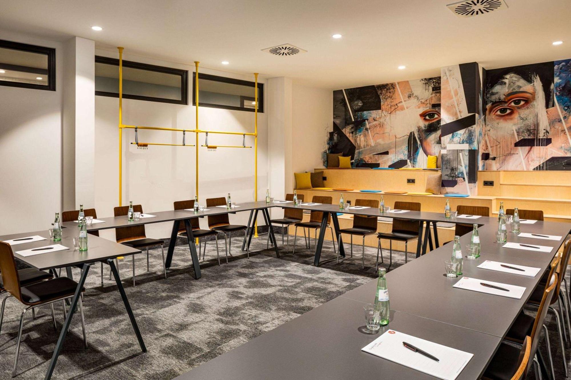 Vienna House Easy By Wyndham Berlin Potsdamer Platz Экстерьер фото